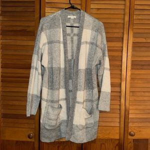 EUC American eagle cardigan